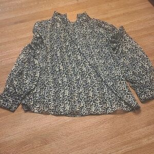 H&M Black and White Floral Blouse